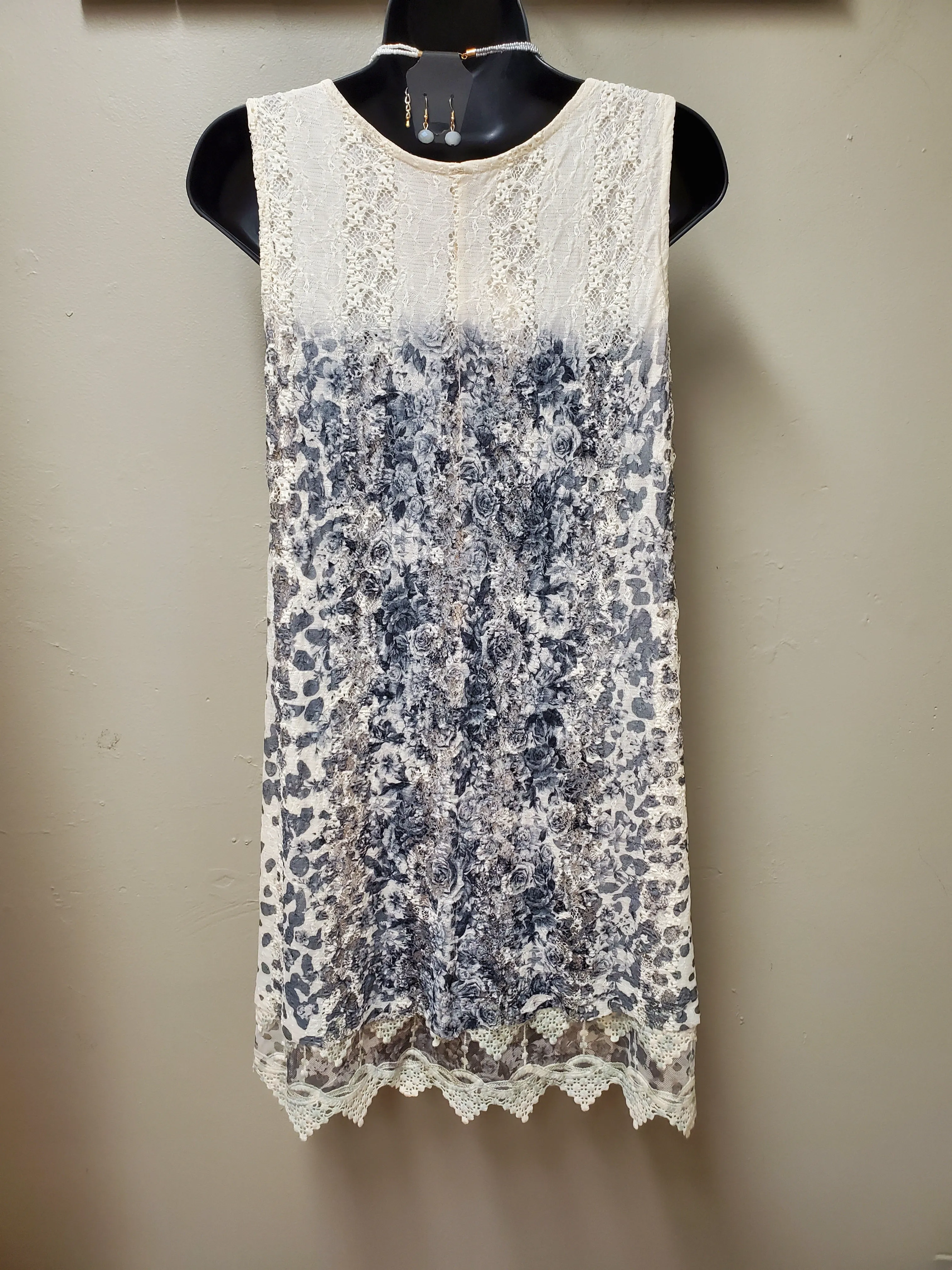 Sleeveless Lace Sublimation with Grey Roses