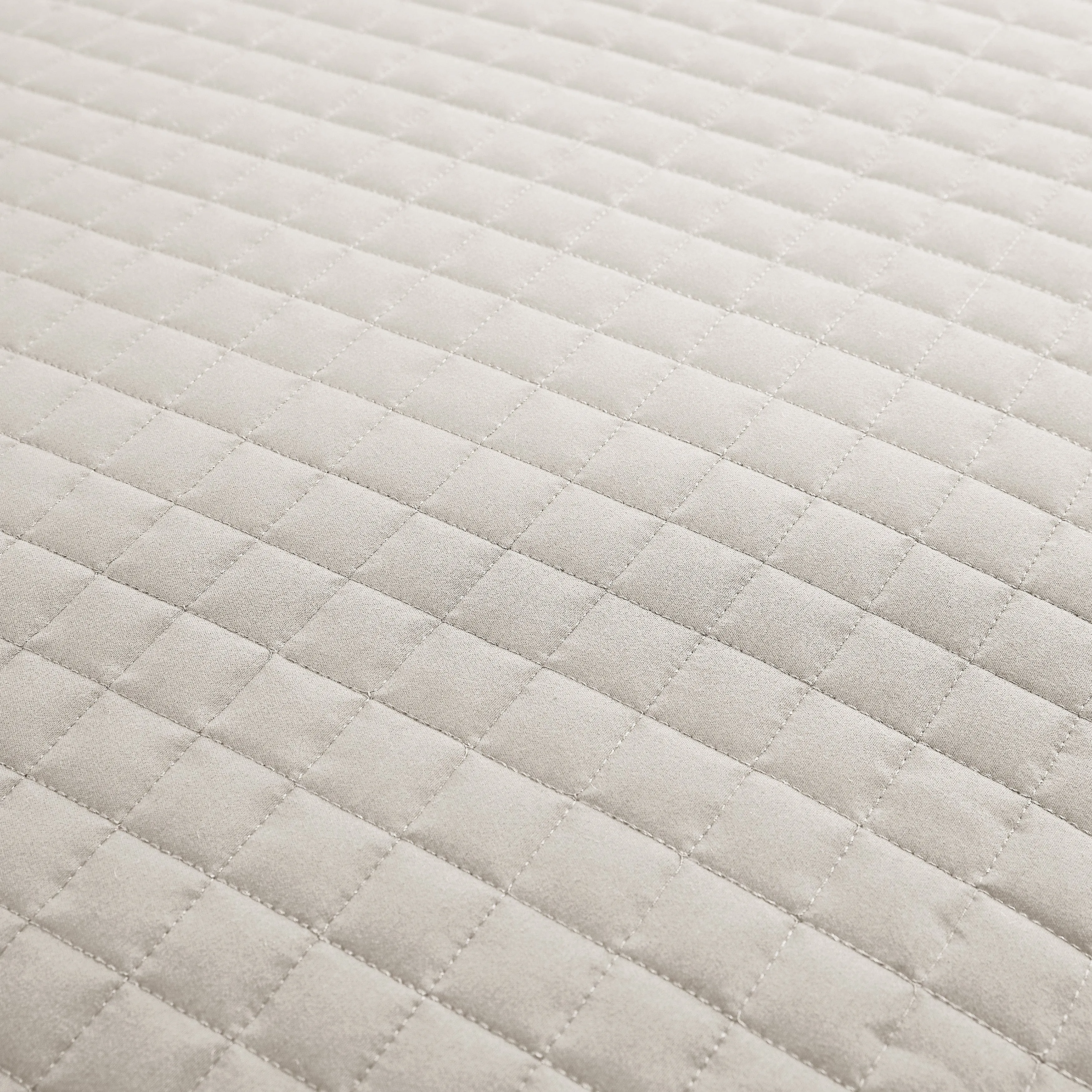 Vilano Oversized Quilt Set