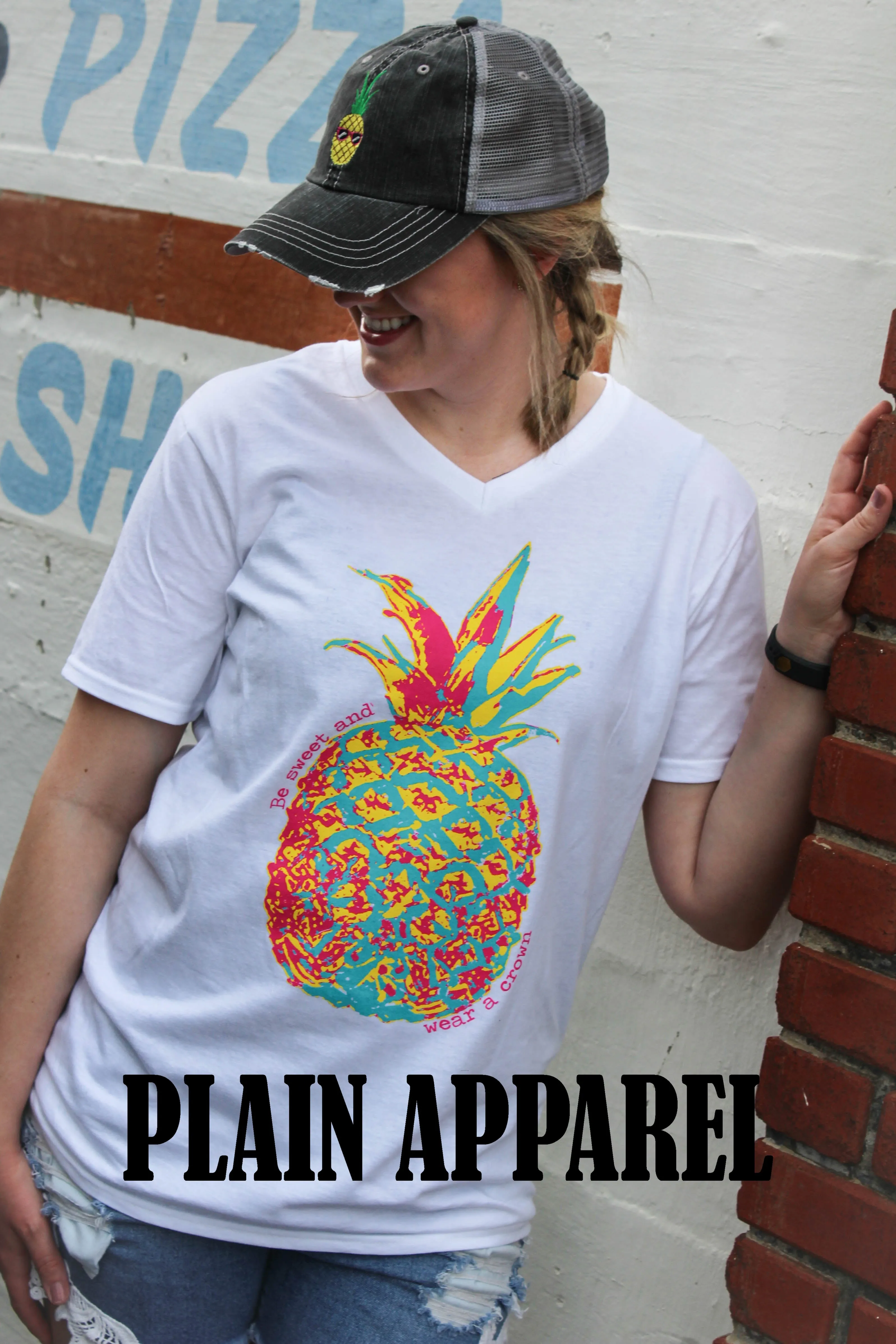 WHITE Pineapple V-Neck Neck "Be Sweet & Wear A Crown"